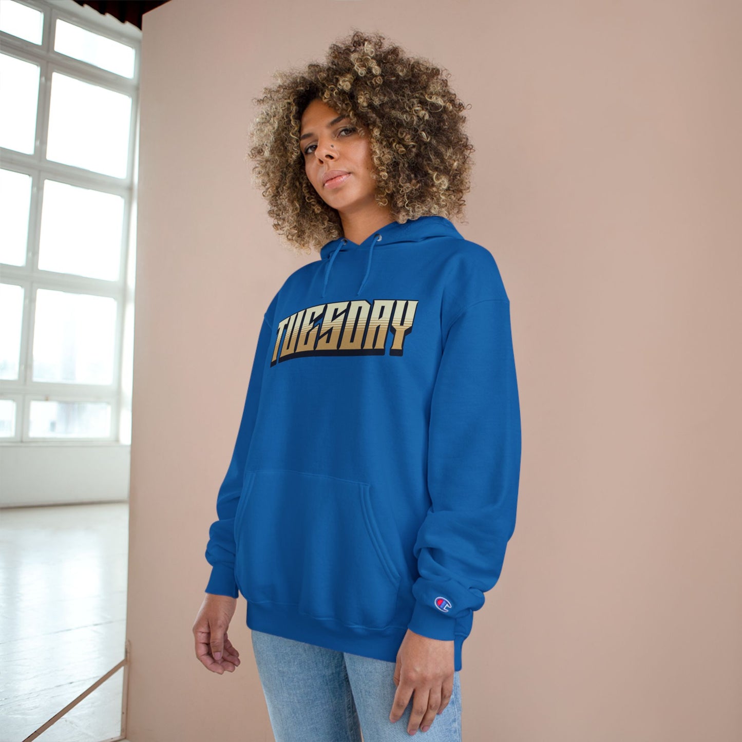 Champion Hoodie Inspired by Tuesday - Cozy Wear for Casual Days, Perfect Gift for Friends, Trendy Apparel, Unique Sweatshirt, Jungle [...]
